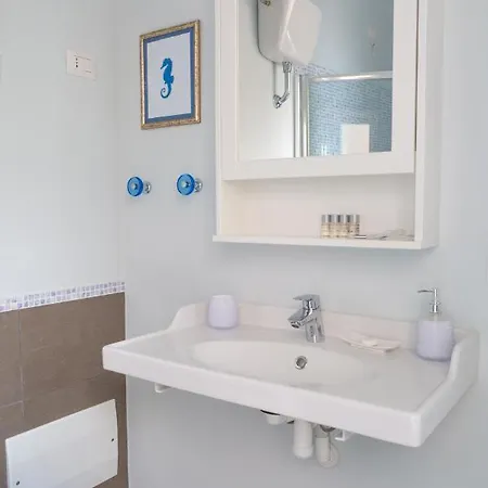 Konukevi Janna 'e Mare 3*